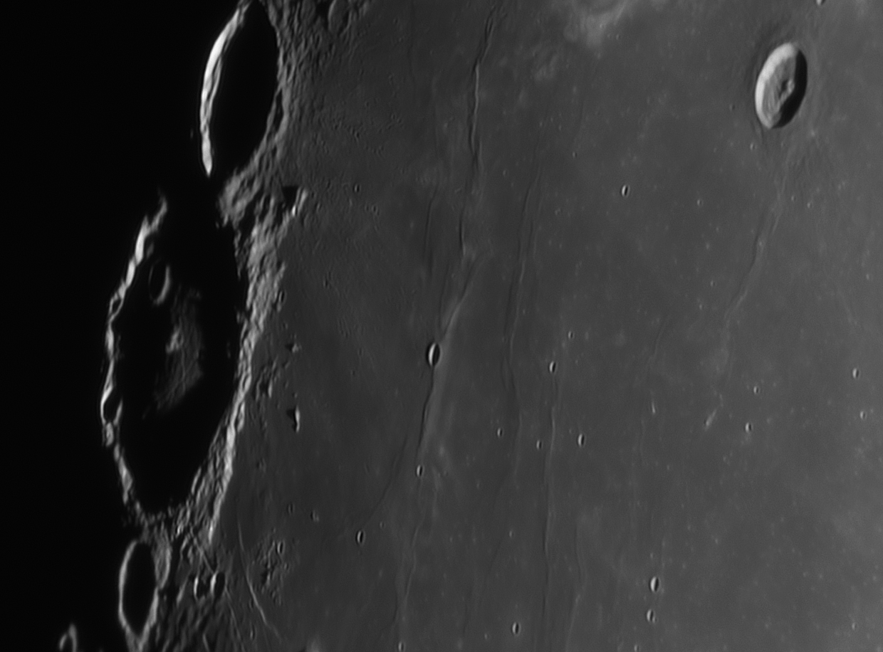 2023-09-27-2024_0-R-L-Moon_lapl5_ap842 2.png