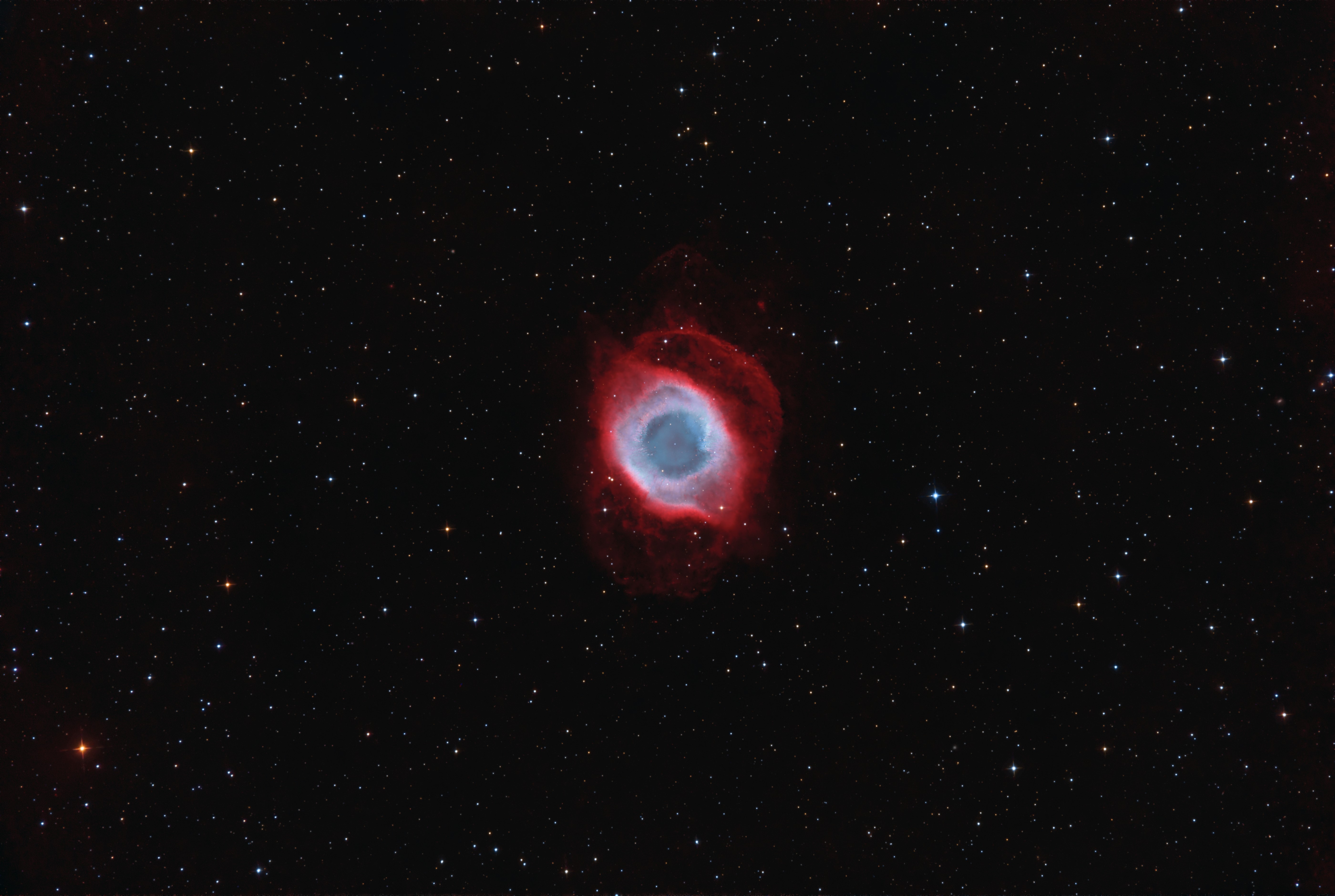 NGC_7293_Bicolor with RGB stars_Full FOV_AF.jpg