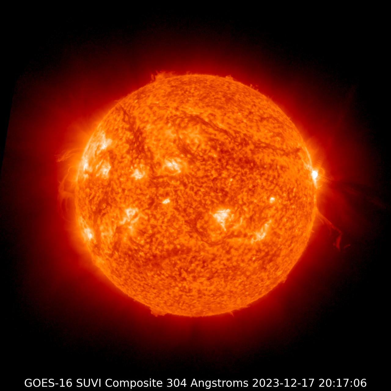 GOES-16_SUVI_304_2023-12-17_20-17.jpg