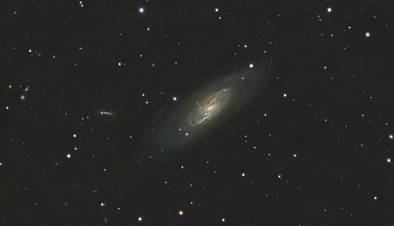 M106_3.jpg