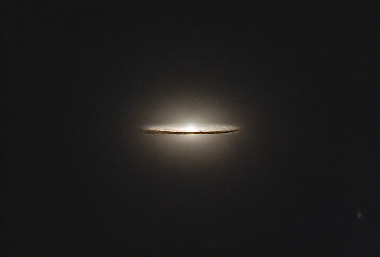 Ondra_z_hor_M104_centrum_mystery.jpg