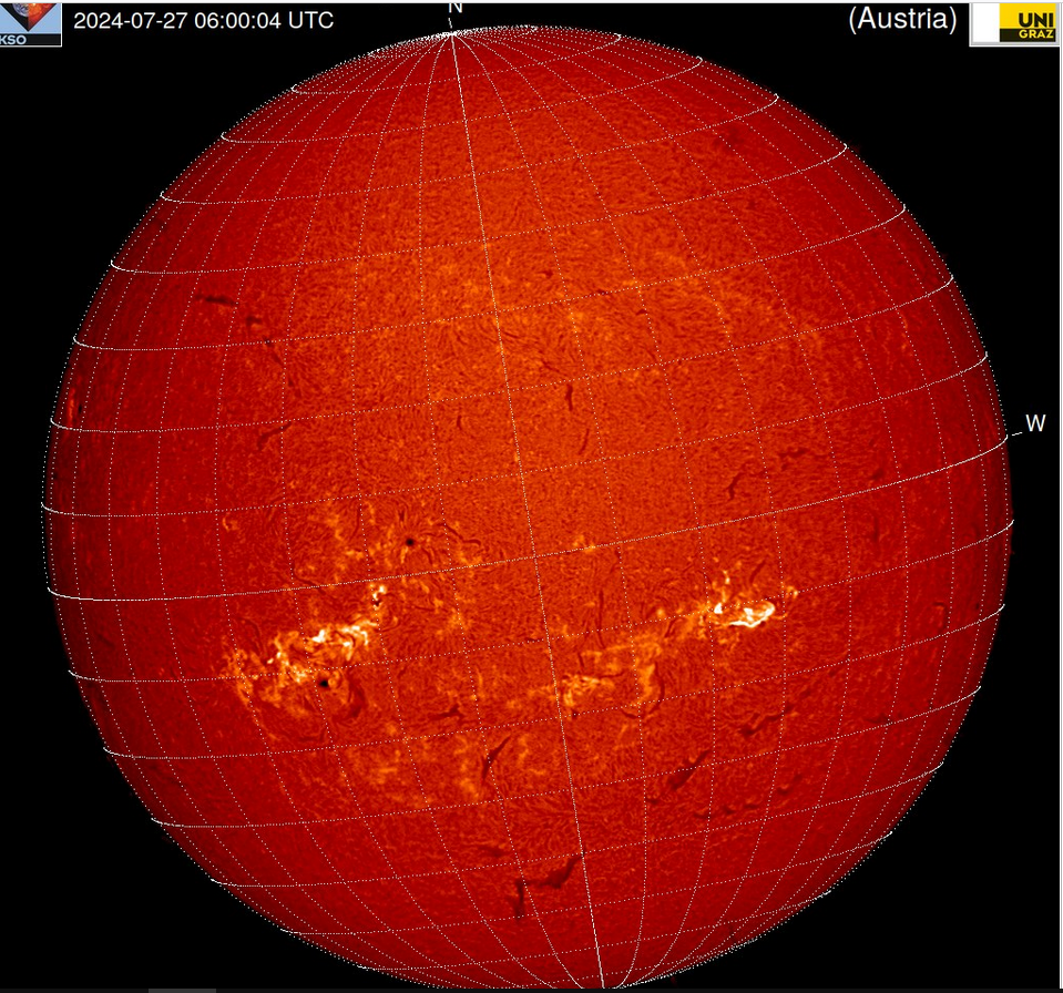 Erupce  M3.1 v AR3762, 27.7.2024, 06h 00m UT, Kanzelhöhe.png