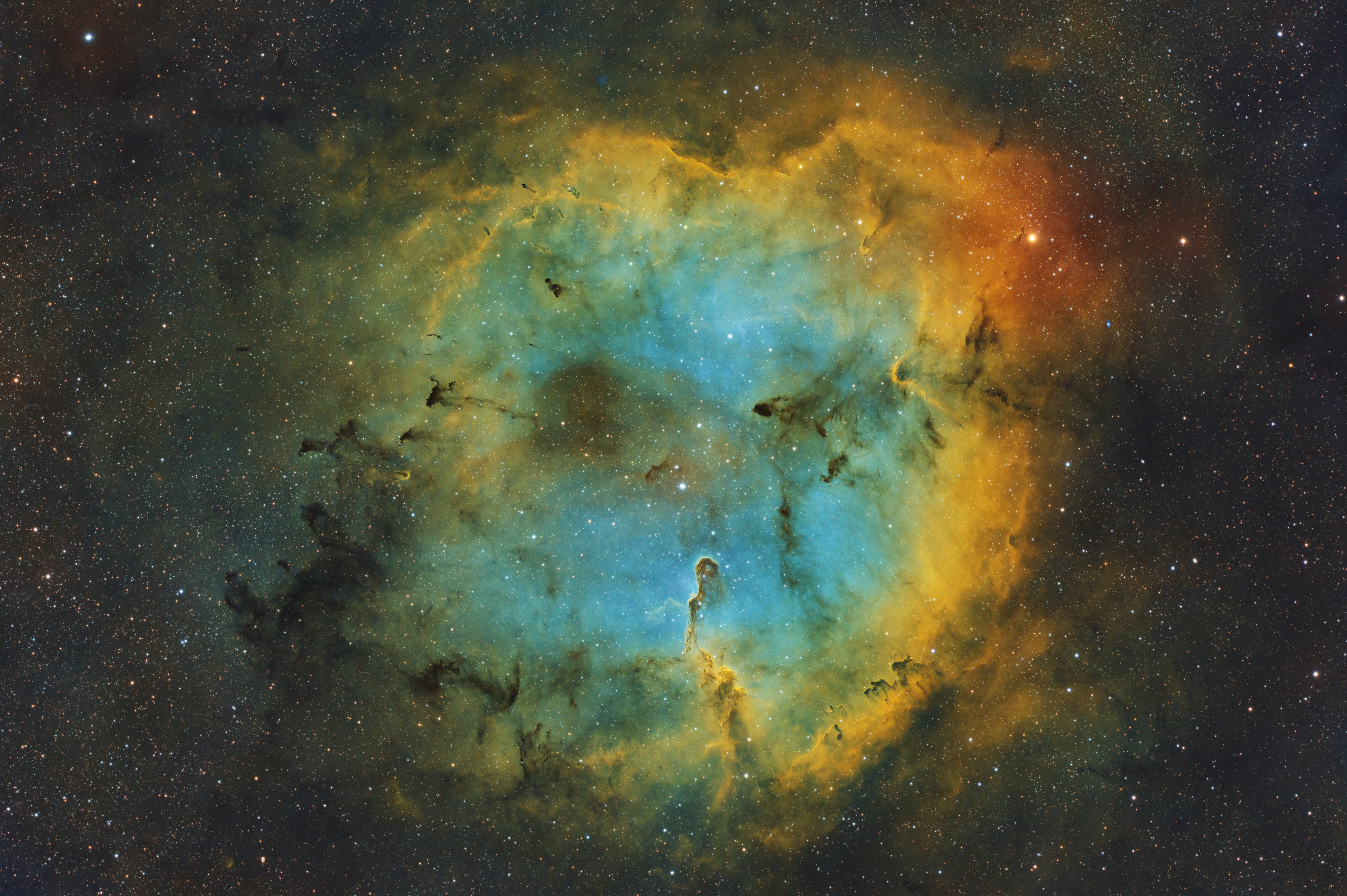IC 1396_HST_full APS_AF.jpg