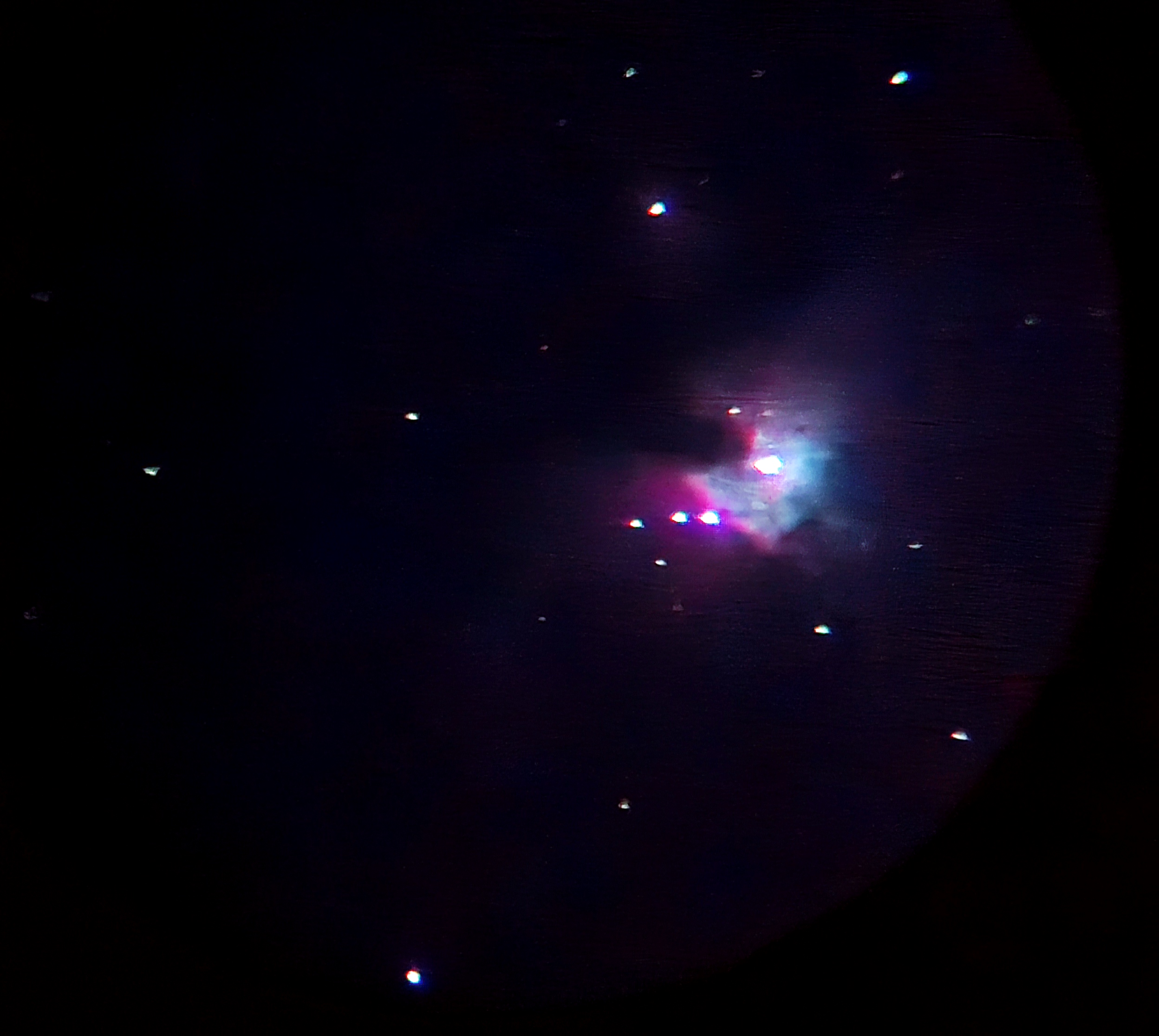 Toto je moja prvá fotografia Orion Nebule teda hmloviny. Používal som barlowu šošovku s max. priblížením cca 1500x.