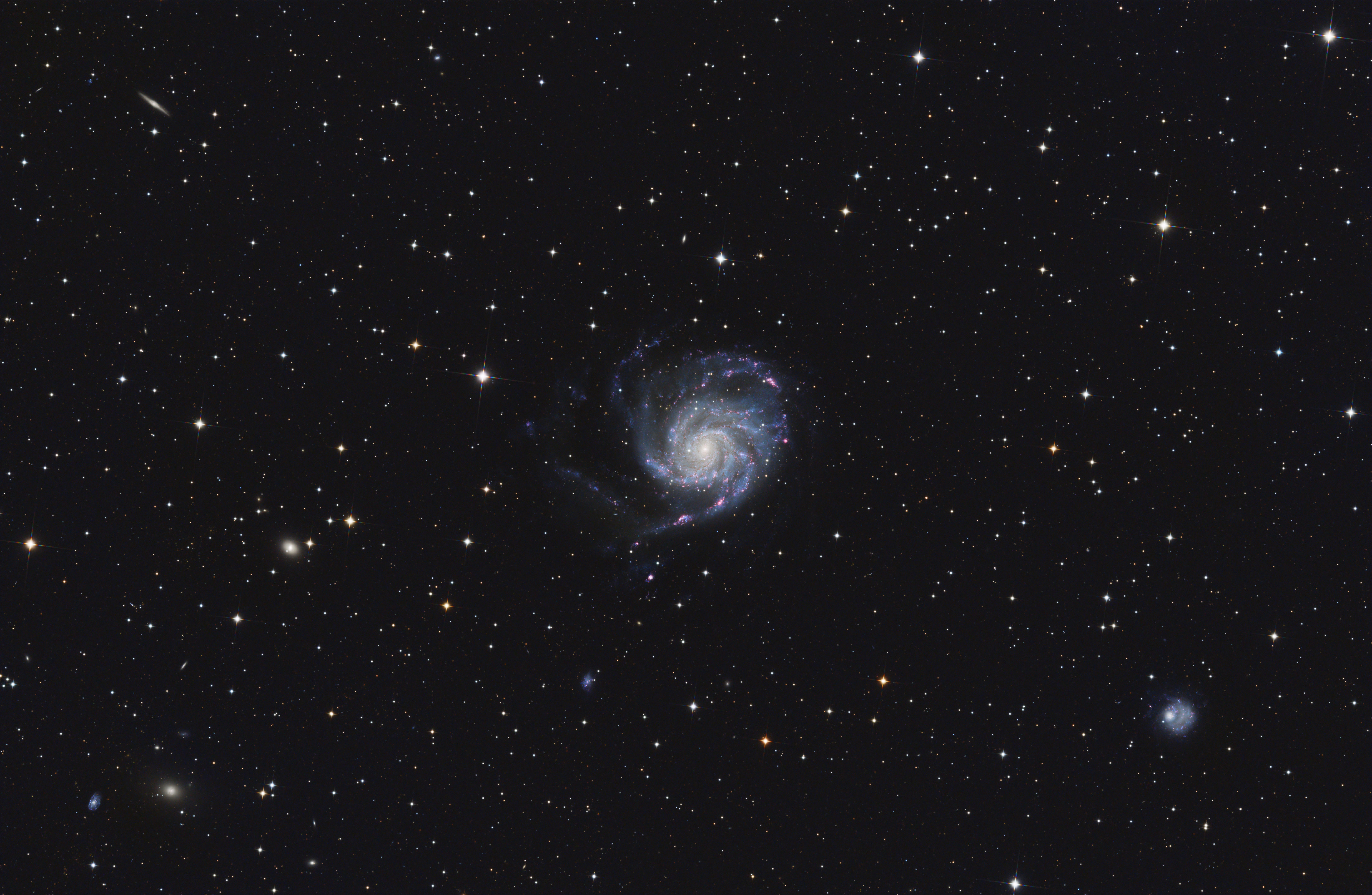 m101_RGB+Ha_6600px_lq.jpg