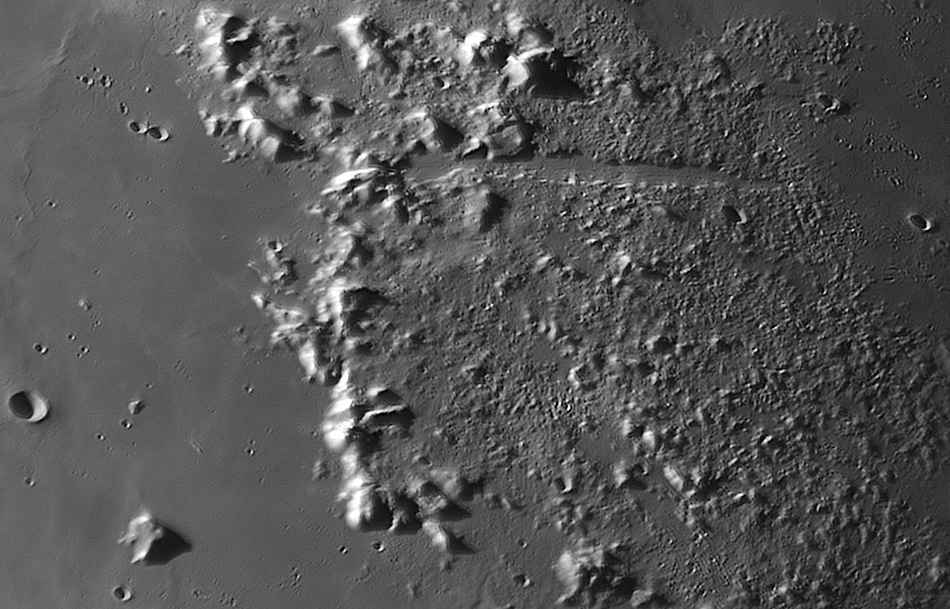 QHY5III678MCapture03_16_12_BW2c5_lapl2_ap1013Ru.jpg