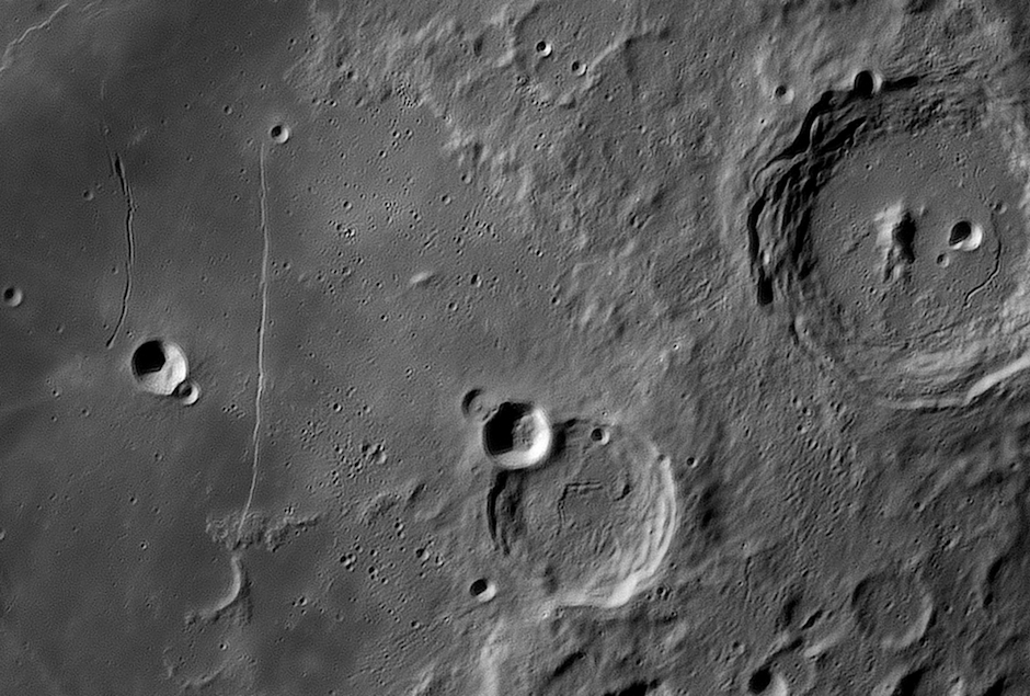 QHY5III678MCapture03_25_06_BW2c5_lapl2_ap988Ru.jpg
