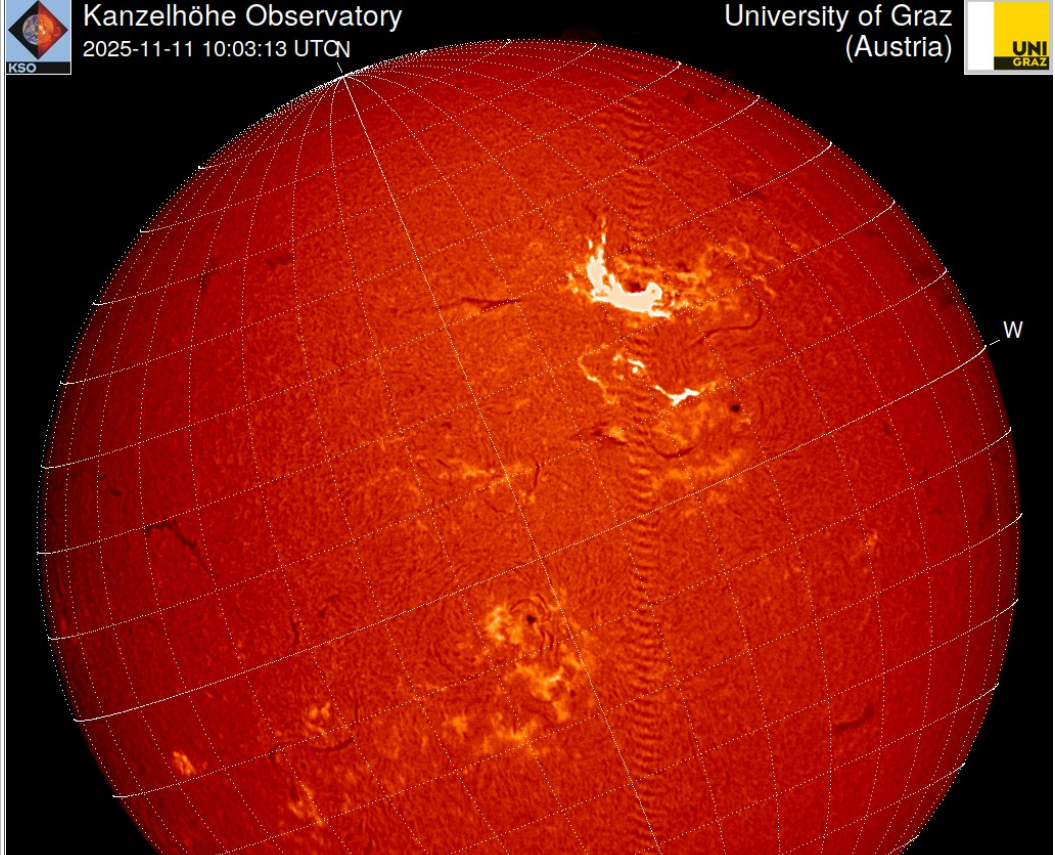 Erupce X5.1, v AR4274, 11.11.2025, 10h 03m UT, Kanzelhöhe.png