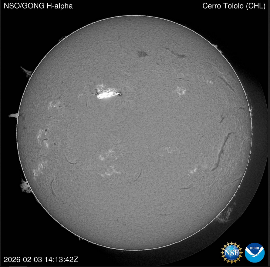 Erupce X1.5 , 3.2.2026, 14h 13m UT, Cerro Tololo, NSO_GONG.png