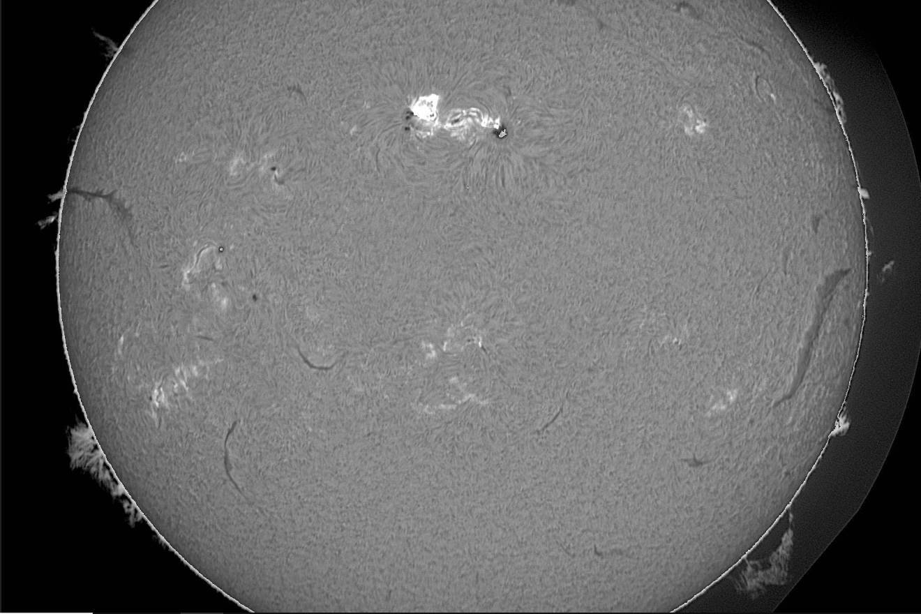 4.2.2026, 12h 16m UT, erupce X4.2 v AR4366 na Cerro Tololo, NSO_GONG H_alfa.png