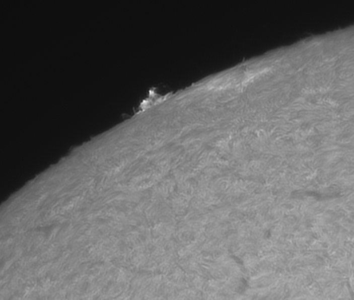 Erupce M2.4 v AR4379, 25.2. 2026, 15h  50m UT.png