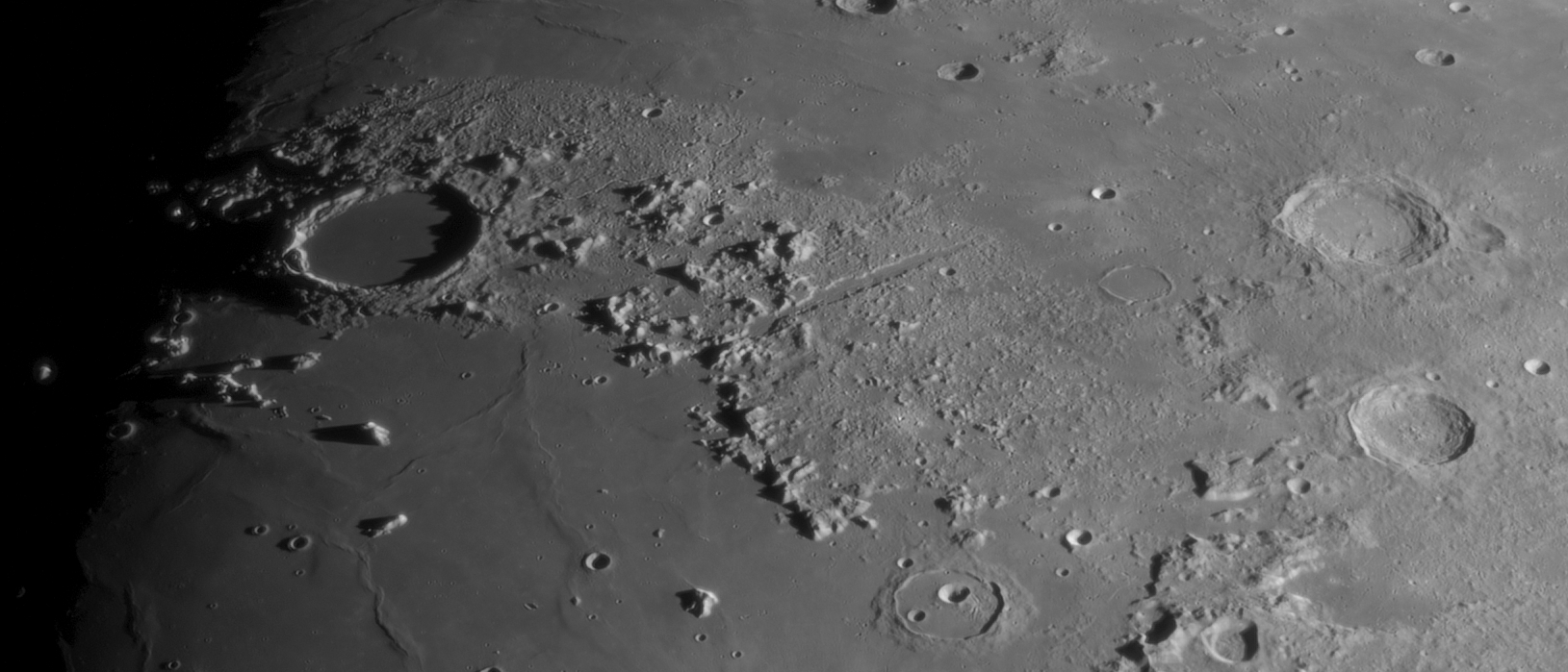 2026-02-25-1758_4-DR-RGB-Moon_PlatoValAlp.jpg