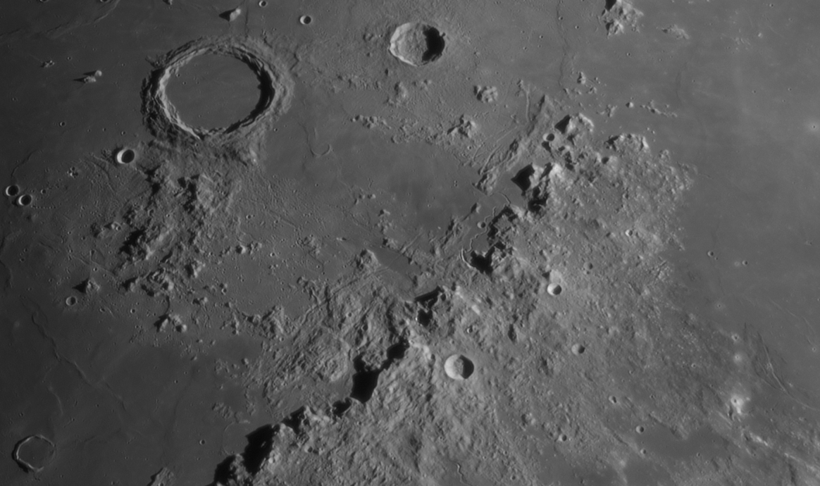 2026-02-25-1757_2-DR-RGB-Moon_Ap15LS.jpg