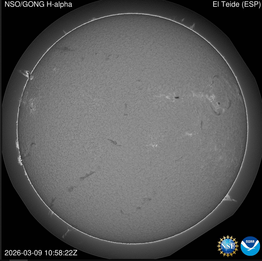 Eruptivní CME, 9.3.2026, 10h 58m UT, NSO_GONG  H_alfa, El Teide.png