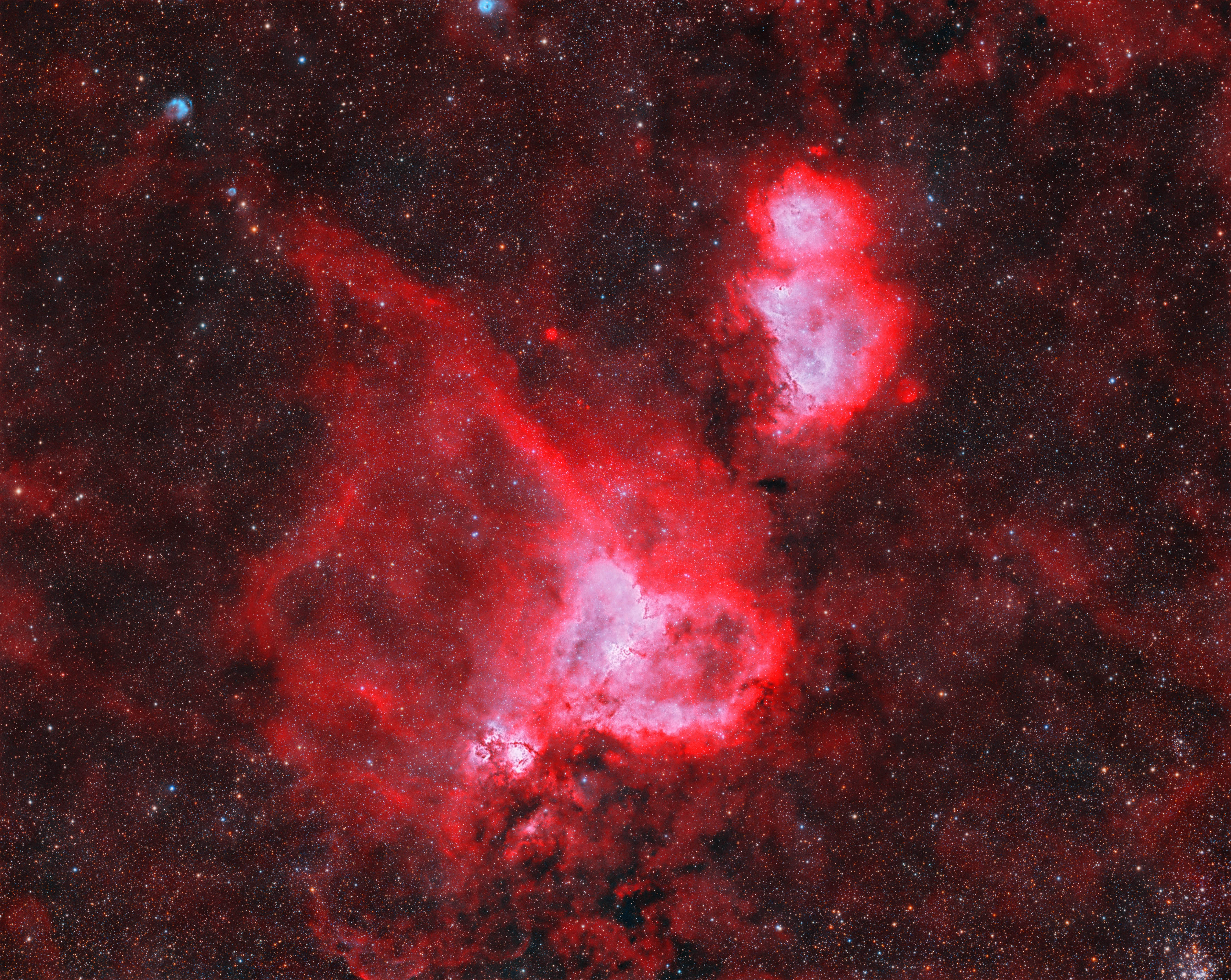 Heart_and_Soul_Nebula_HOO_RESIZED.jpg