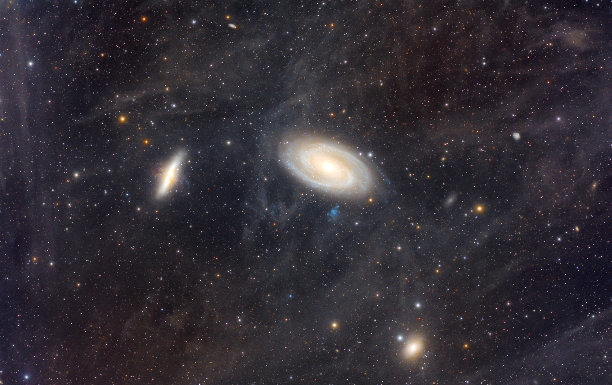 20260322 M81 SQA106 ASI2600mc 400x300s no filter processed 2000px.jpg