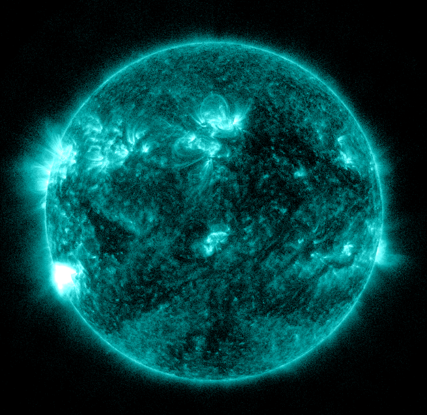 Erupce M1.3 v AR4405, 28.3.2026, 04h 20m UT.png