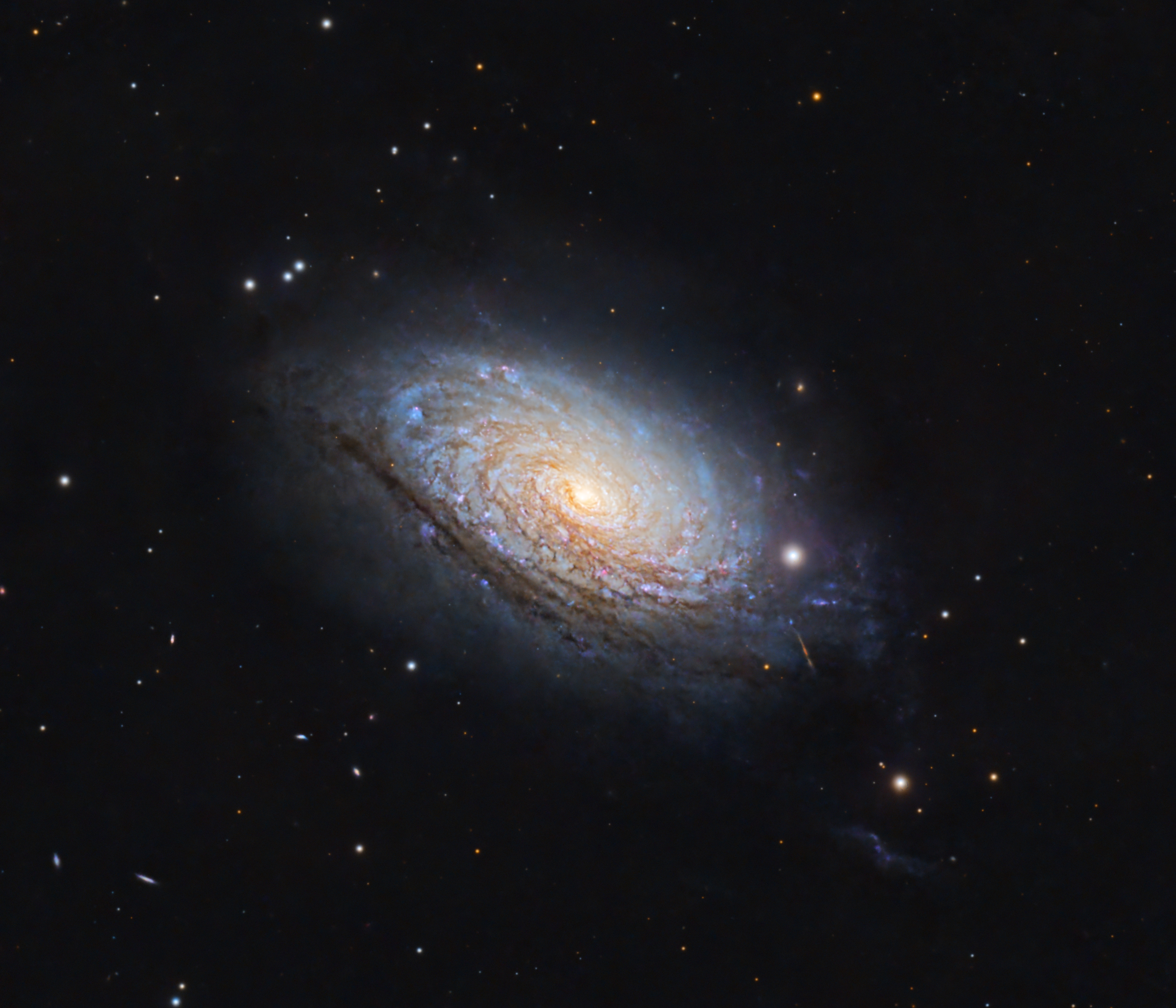 M63_2026-04_05_121 x 60s_80 x 90s_120 x 120s_1 x 180s_2 x 300s_PI2.jpg