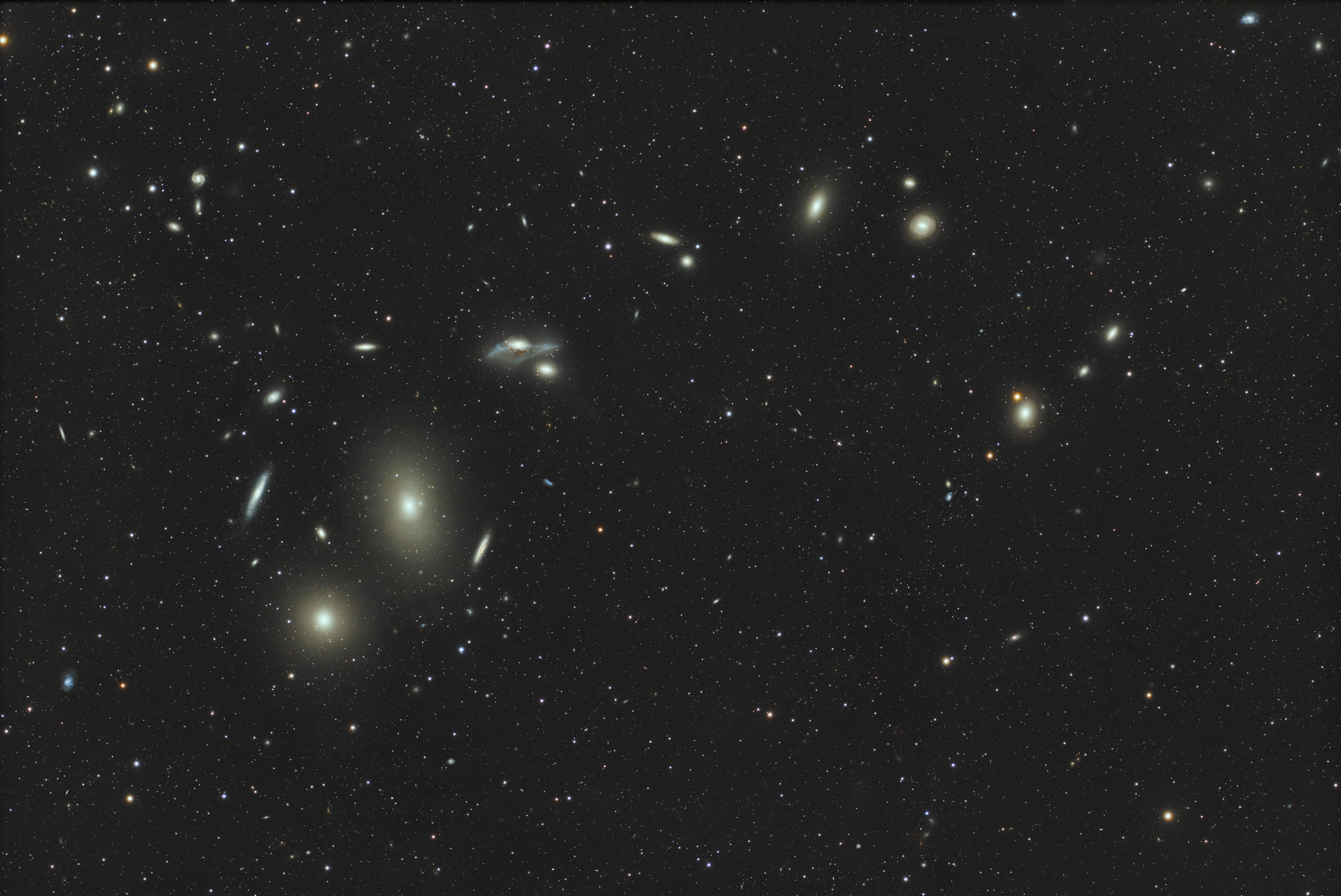 Markarian_DBE_NoisX9_BlurX5-5_HiSTFdet_5PhCC_LocHis48-3_4HDR_CSat2_AuHis_SCNR3.jpg