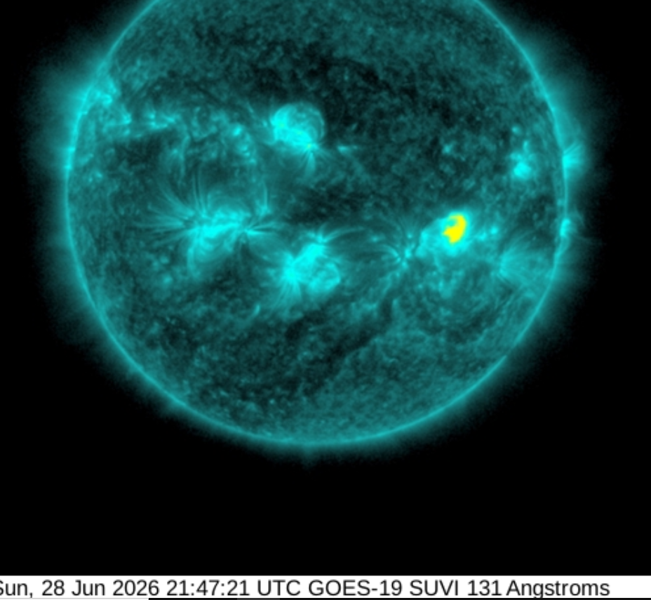 Erupce C9.5 v AR4475, 28.6.2026, 21h 47m UT, GOES_19 SUVI, 131Ä.png