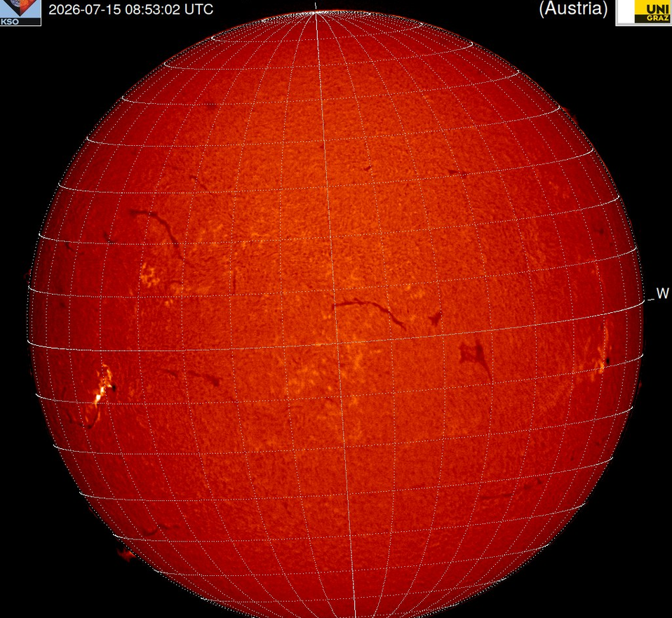 Erupce C3.3 v AR4489, 15.7.2026, 08h 53m UT, Kanzelhöhe.png