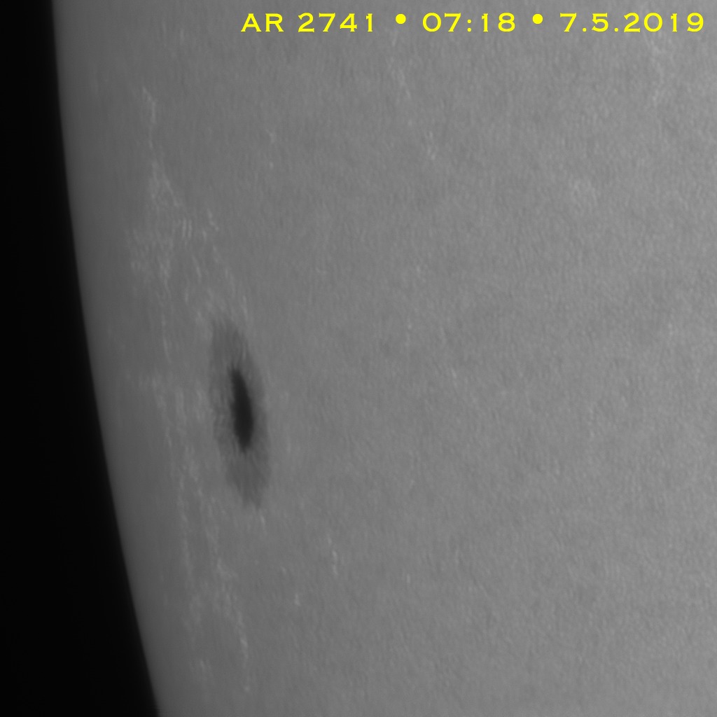 2019-05-07-AR2741.jpg