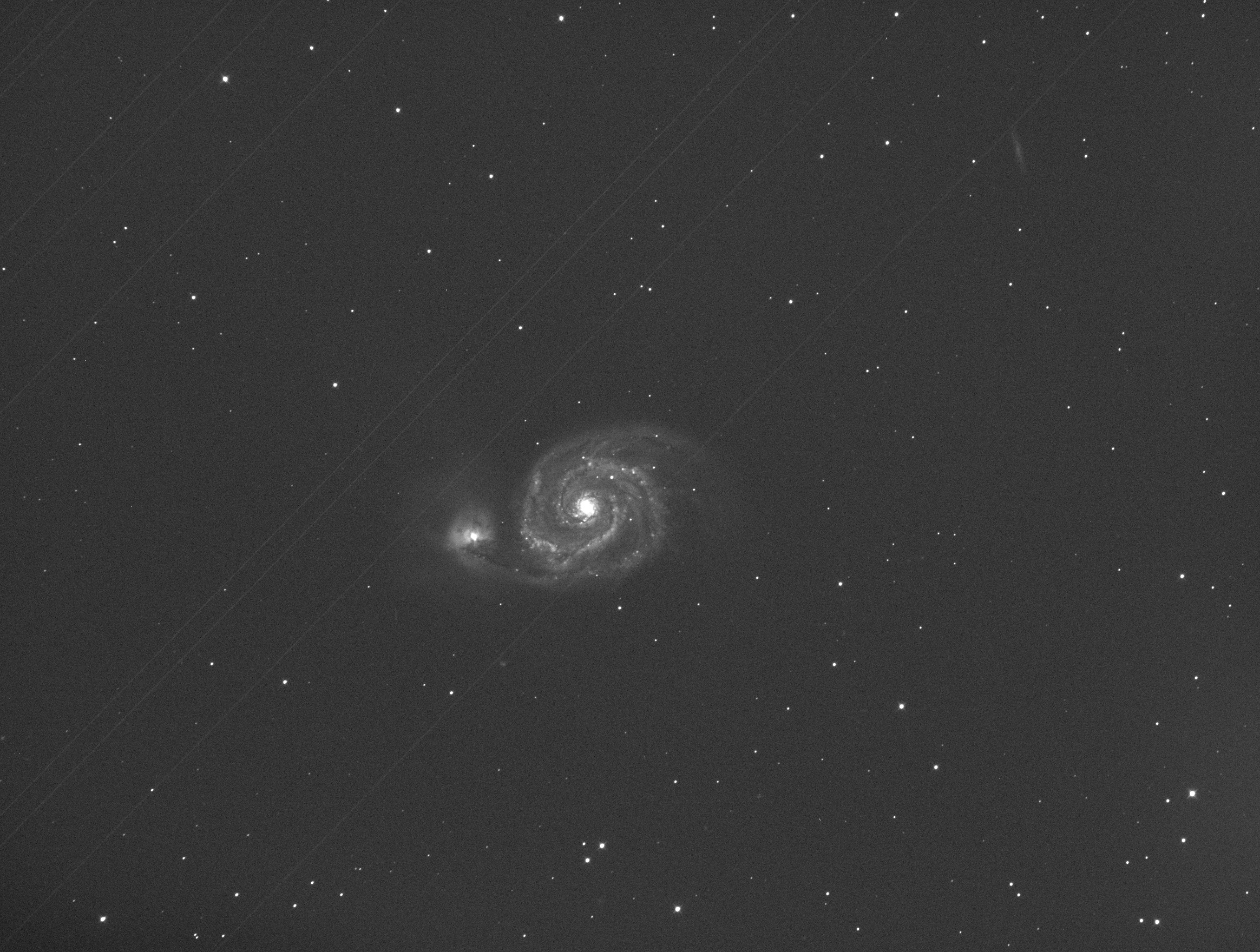M51-006_B_starlink.jpg