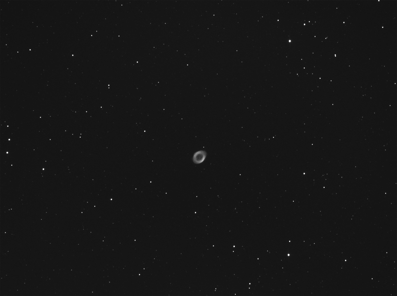 M57_Ring nebula_N200_4x45s_CLS_corrector_guiding.jpg