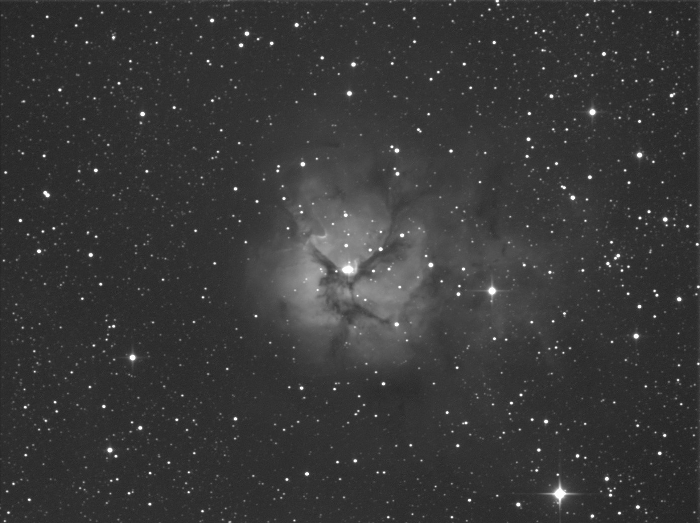 M20 Trifid nebula_N200_6x180s_CLS_corrector_guiding.jpg