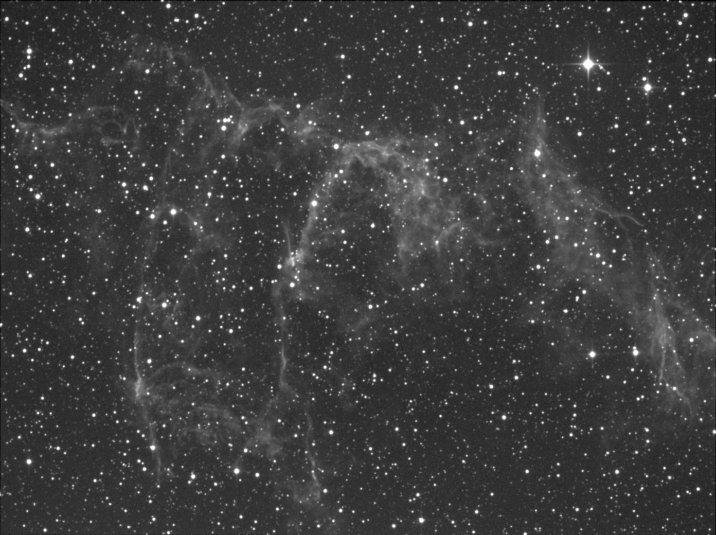 NGC 6995_Eastern Veil nebula_N200_5x180s_CLS_corrector_guiding.jpg