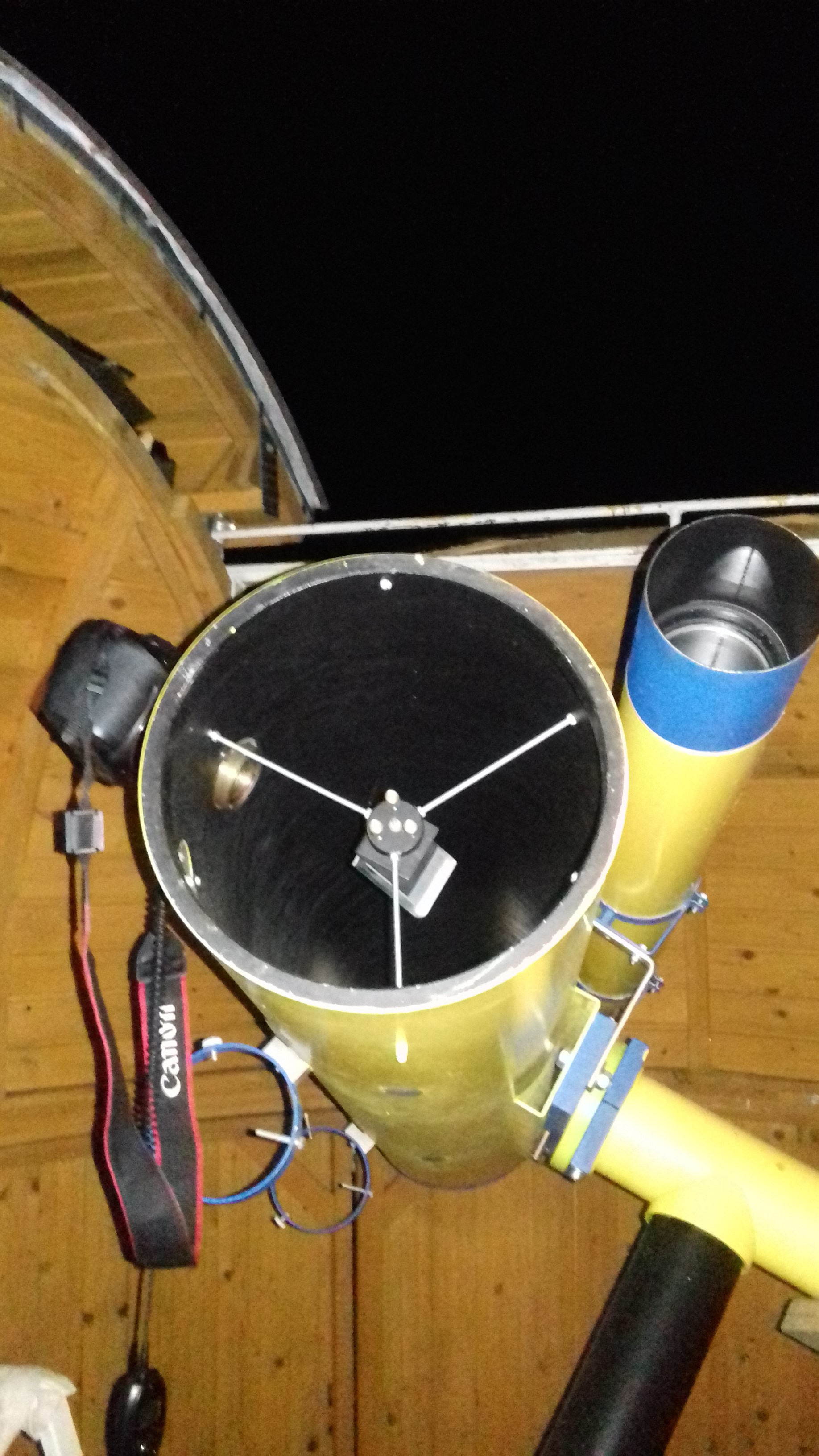 Prístroje na hvezdárni v Prečíne