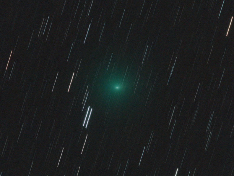 comet41P_SW80ED_HEQ5_C450D_LPS_104x30s.jpg