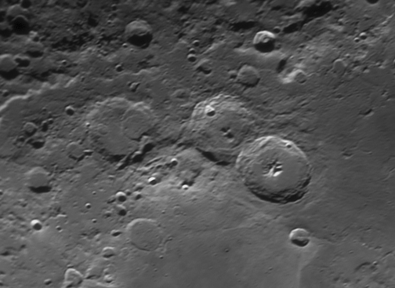 moon_2_5_1.jpg